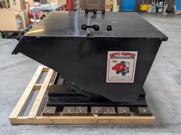 Hippo Hopper Heavy Duty Self-Dumping Hopper w/ Lid and Drain Valve HH24HD