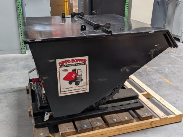 Hippo Hopper Heavy Duty Self-Dumping Hopper w/ Lid and Drain Valve HH24HD