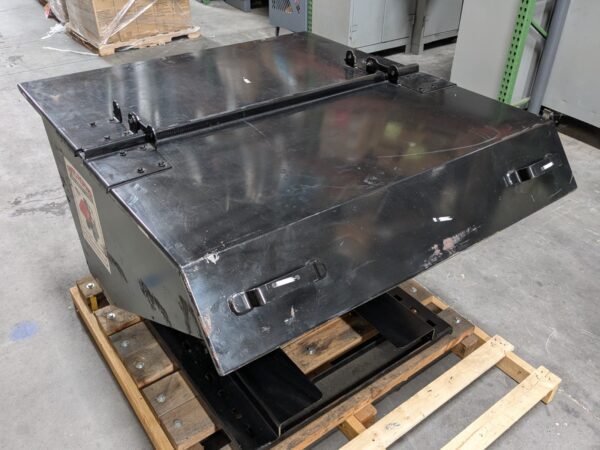 Hippo Hopper Heavy Duty Self-Dumping Hopper w/ Lid and Drain Valve HH24HD