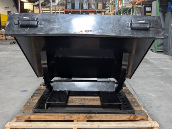 Hippo Hopper Heavy Duty Self-Dumping Hopper w/ Lid and Drain Valve HH24HD