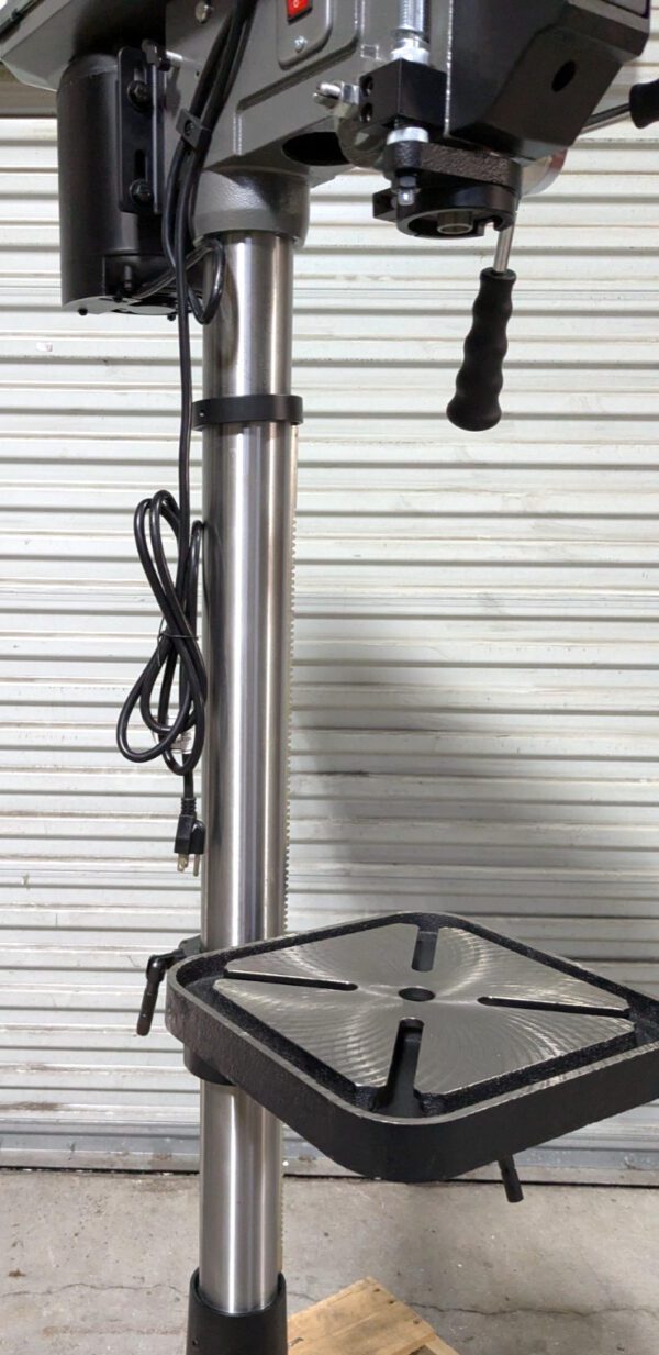 JET J-2500 15" Drill Press - 115 / 230 Volt - 3/4hp - 354400 *Scratch & Dent*