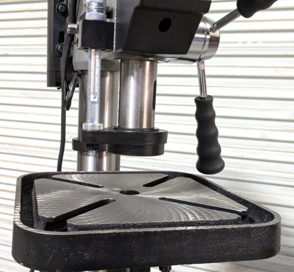 JET J-2500 15" Drill Press - 115 / 230 Volt - 3/4hp - 354400 *Scratch & Dent*