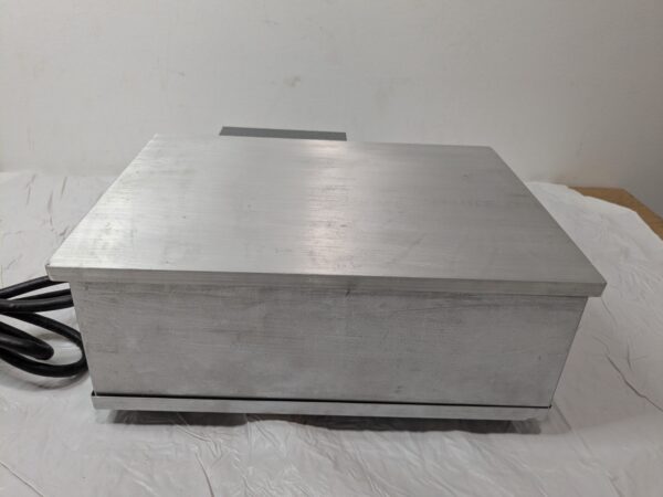 WAAGE Hot Plate 12" X 12" X 6" 115V 1600W 300-650 Degrees 1212-5-1