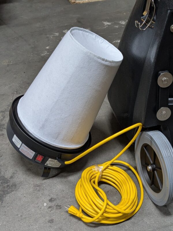 Clarke Summit Pro Wet / Dry Vacuum w/ 18" Front Mounted Squeegee CLARKE18WD