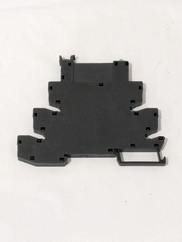 SCHNEIDER ELECTRIC 12/24 VAC and 12/24 VDC, 6, SPDT, Flat Relay Socket RSLZVA1