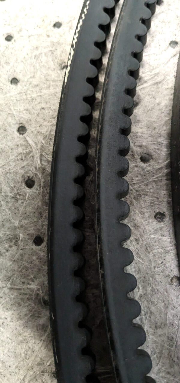 BANDO 5VX Cogged V-Belt 200" Outside Length 5/8" Belt Width 5VX2000