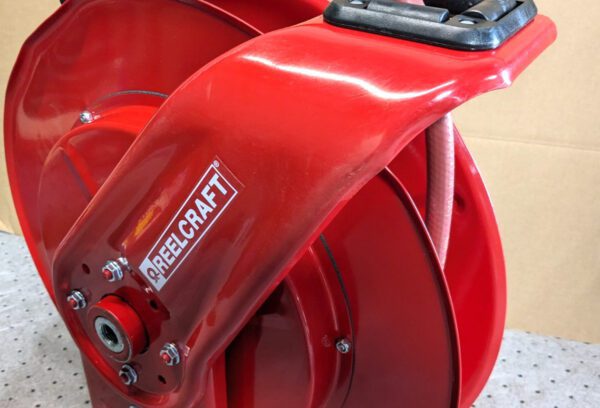 REELCRAFT Hose Reel with Hose 3/8" Hose x 50' 300PSI 7650 OLP *Damaged*