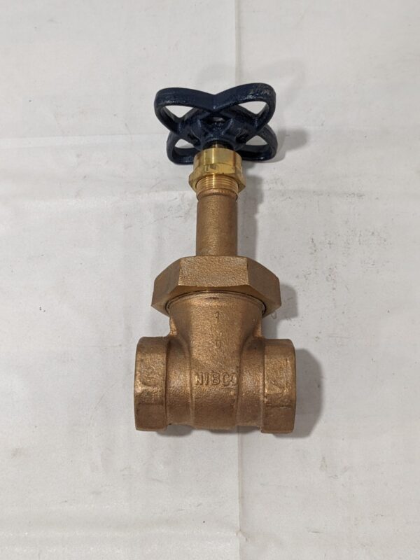 NIBCO Gate Valve: Rising Stem, 1" Pipe, Threaded, Bronze NL1M00A
