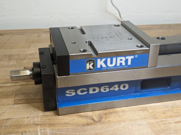 Kurt Self Centering Vise 6" Jaw Width 8" Opening Capacity SCD640