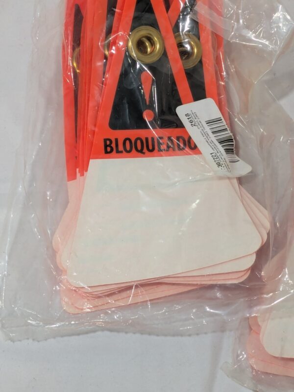 Lockout Tag: 7" H, 4" W, Unrippable Vinyl, "Danger" Qty 50 CU-307221 SPANISH