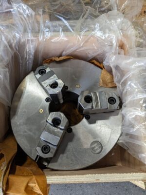 Self Centering 3-Jaw Manual Lathe Chuck 12" Diameter D6 Mount