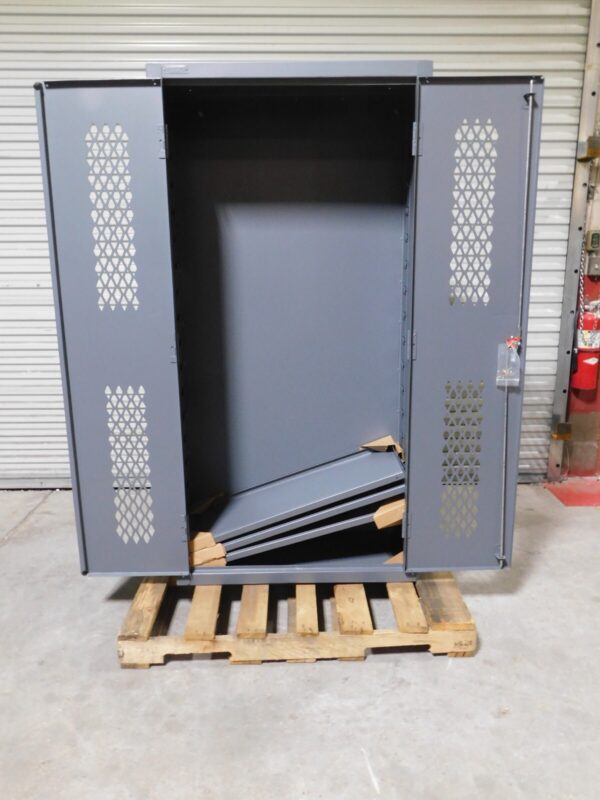 Durham Heavy Duty Ventilated Storage Cabinet 4-Shelf 72 x 36 x 18 Scratch N Dent