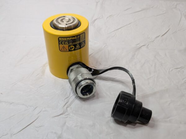 ENERPAC 10 Ton Low Height Cylinder 10000 PSI 1.5" Stroke RCS101