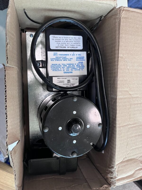 little giant 1 Gallon Tank Capacity 115 Volt, 45 Shutoff Pump, Condensate System
