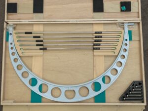 Mitutoyo Mechanical Outside Micrometer Set 30" - 36" 104-204 Incomplete