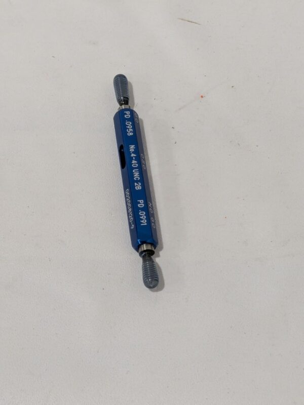 OSG Plug Thread Gage: #4-40 Thread, 2B Class, Go & No Go 1500100500LF
