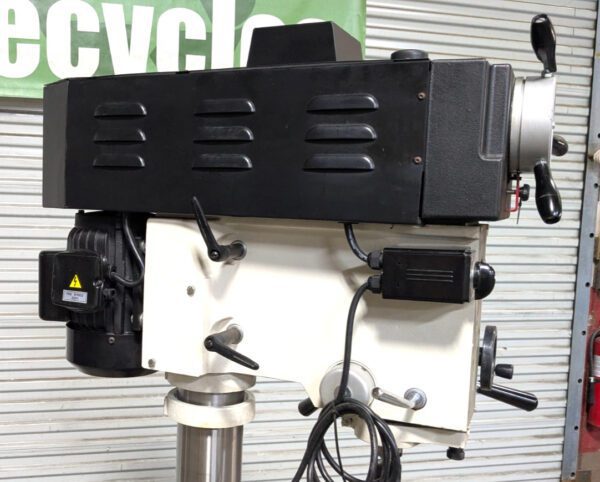 VECTRAX 20" Floor Standing Drill Press 1.5 hp 220V RF-401VS/1 *NOT WORKING*
