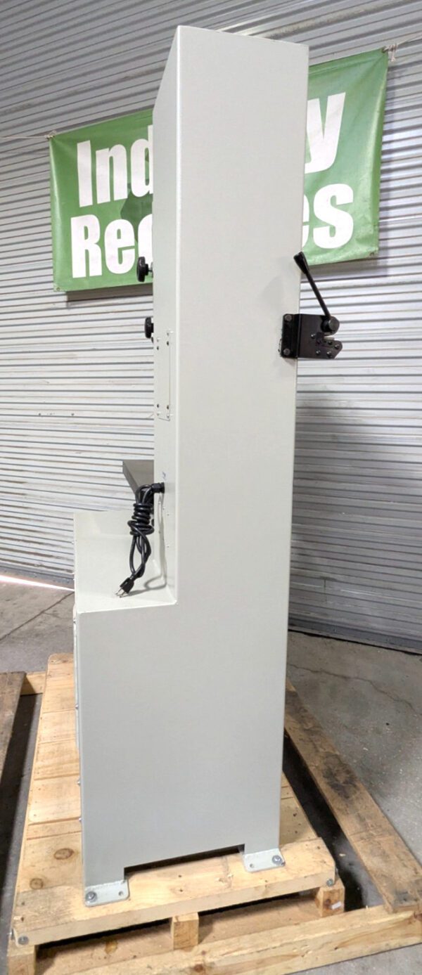 BAILEIGH Vertical Bandsaw BSV-18VS-V2 1HP 120V 1230389 *Shipping Damage*