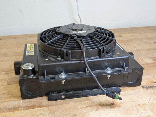 AKG Forced Air Oil Cooler 2 to 30 GPM 377 PSI Max. 12VDC Motor D10-12