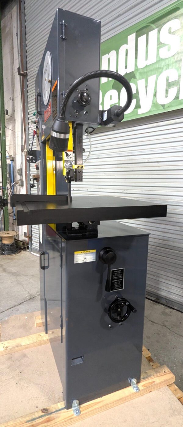 DAKE V-16 Vertical Bandsaw - 220/440V 3PH 2HP 987030 *Shipping Damage*
