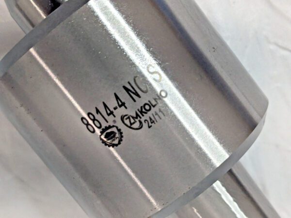 Bison Live Center 4MT 70mm Head Diam 7,000 Max RPM 8814-4 NC S 7-566-004