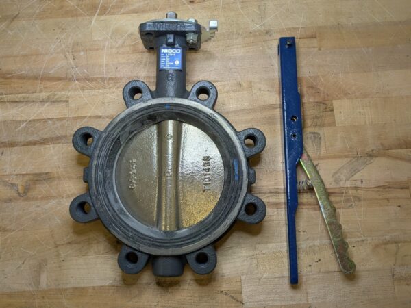 Nibco Ductile Iron Lug Type Butterfly Valve w/ Lever Lock Handle 6" Pipe NLG200K