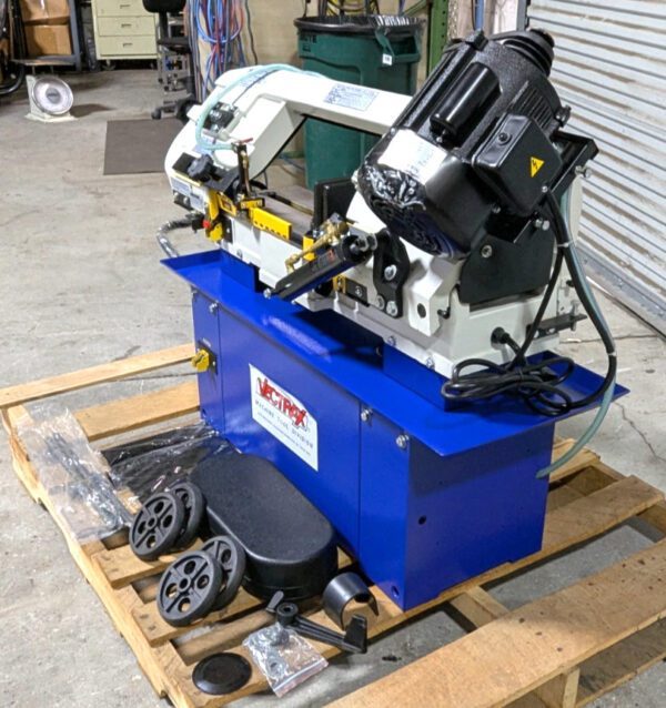 VECTRAX 7 x 12" Combo Horizontal & Vertical Bandsaw 115/230V *SCRATCH & DENT*