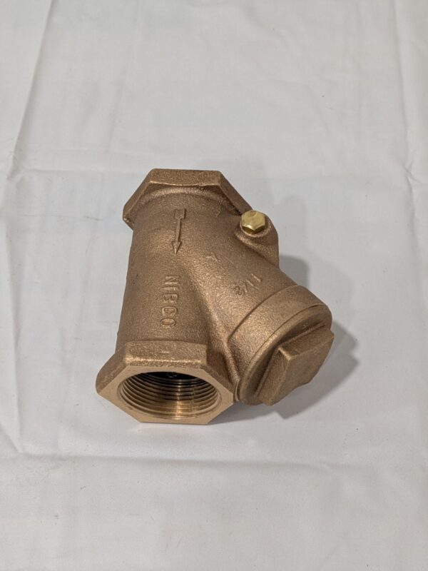 NIBCO Check Valve: 1-1/2" Pipe Y-Pattern, FNPT x FNPT, 200 WOG NL7300C
