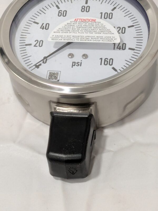 WIKA Pressure Gauge 4" Dial, 0 to 160 psi, 1/2" Thread, NPT Lower Mount 9768556