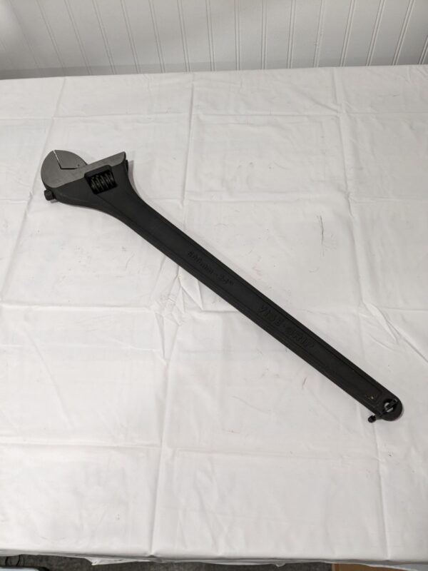 IRWIN Adjustable Wrench: 24" OAL, 2-1/2" Jaw Capacity 1913311