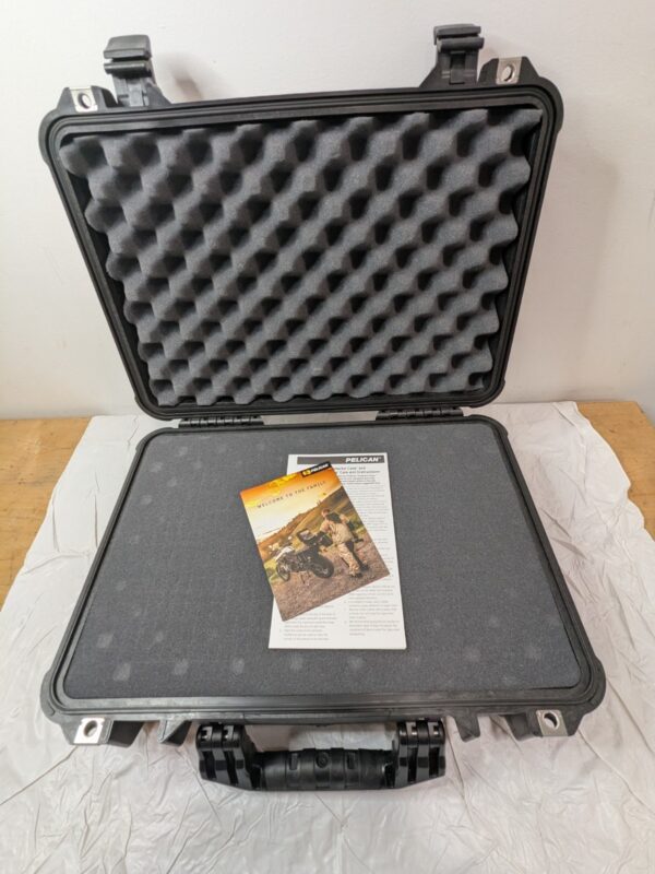 Pelican 1500 Hard Case Black w/Foam 1500-000-110