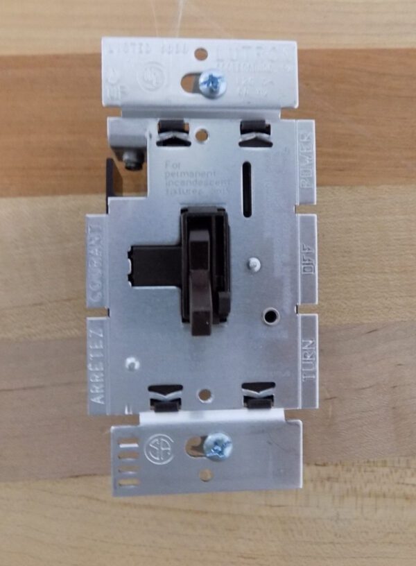 Lutron AY-603PH-BR Ariadni 600 W 3-Way Brown Dimmer