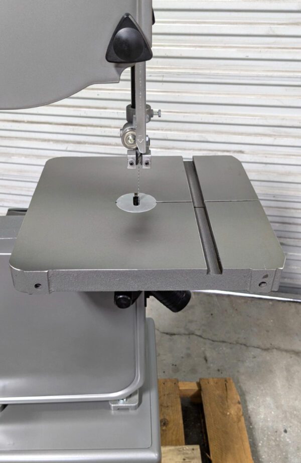 Jet 14" Vertical Bandsaw 115V / 230V 1HP Step Pulley J8201K *Scratch & Dent*