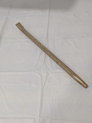 AMPCO 18" OAL Pinch Bar 1" Tip, Aluminum Bronze P-9