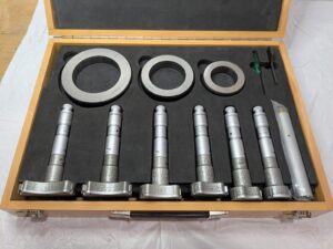 SPI Hole Mechanical Inside Micrometer Set 1.6 to 4" Range 10-740-9