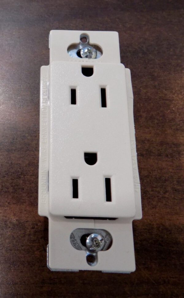 Lutron SCR-15-ES Claro 15A Duplex Receptacle Eggshell