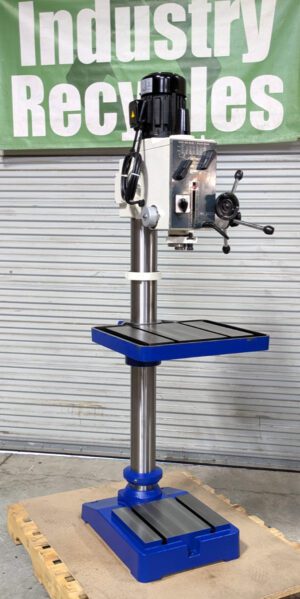 VECTRAX MILL / DRILL PRESS 1 hp 220 V 3ph 3MT RF-40HS/3 *Scratch & Dent*