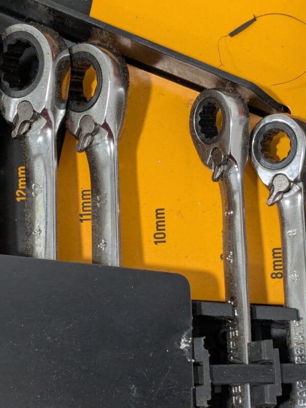 GEARWRENCH Combination Wrench Set: 11 Pc, 8 mm - 19 mm Wrench 9620N MISSING 10mm