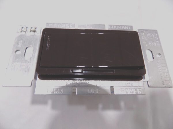 LUTRON DV-10P-BR DIVA DIMMER SWITCH W/ NIGHT LITE BROWN