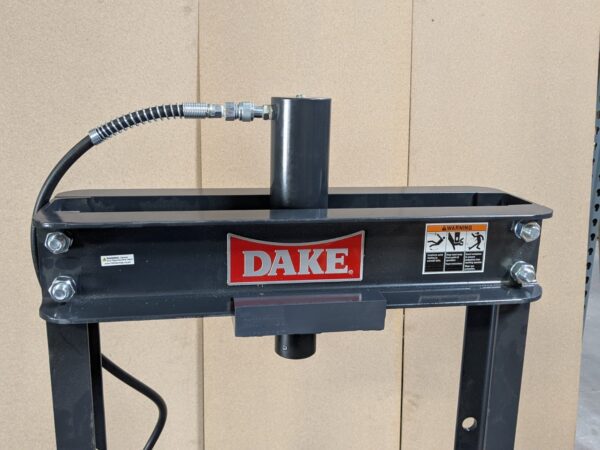 Dake Manual Hydraulic Shop Press 20 Ton Max. Pressure 8" Stroke 972220