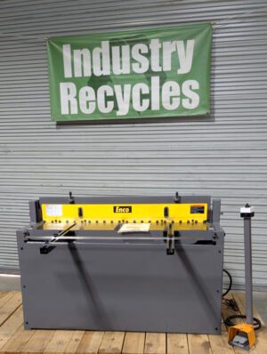 ENCO 52" Pneumatic Shear 110V 16ga Capacity 61118642 *Scratch & Dent*