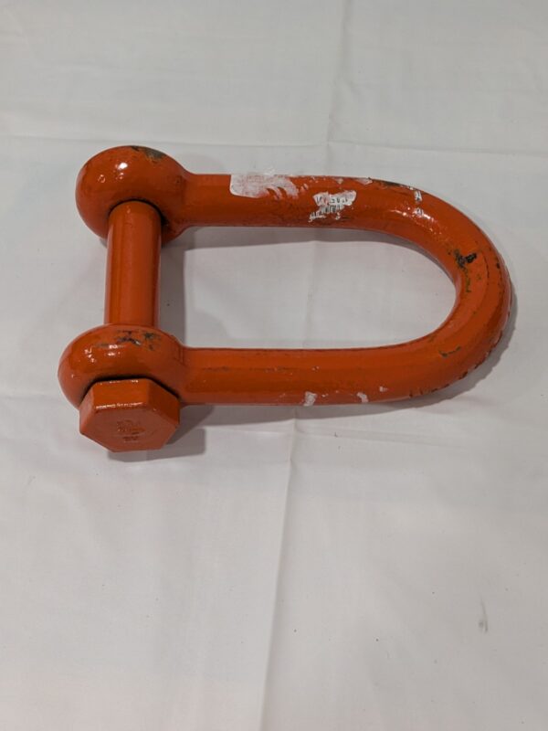 CM 1" Chain Shackle: Screw Pin, 19000 Working Load Limit M7154P
