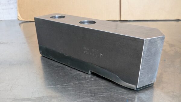 H&R MANUFACTURING Lathe Chuck Soft Jaws Serrated 2-1/2" x 8-1/2" HR-223-3.5-OP