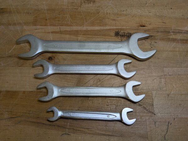 RIvet King Pneumatic Blind Rivet Tool Set 3/16" Max. Diameter RK8000-M