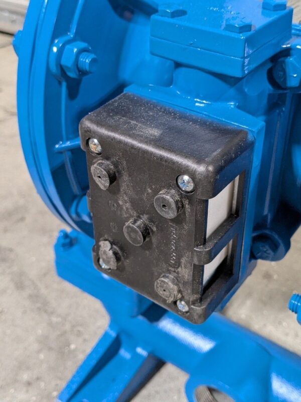 Sandpiper Air Operated Diaphragm Pump 2" NPT 150 GPM S20B1ABBANS000