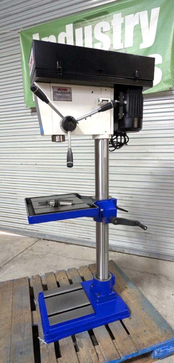 Vectrax 20" Variable Speed Drill Press 3MT 1HP 115V RF-19V *Scratch & Dent*