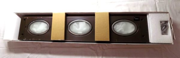 WAC 3-lens Under Cabinet Light Bar 19-1/2" 18W BA-X3-BZ