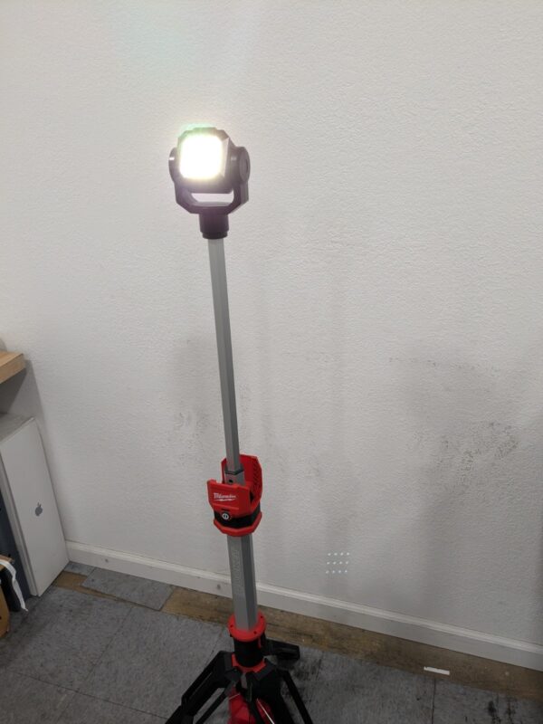 Milwaukee M12 12V 1,400-Lumen Dual Power Tower Light 2132-20 Bare Tool