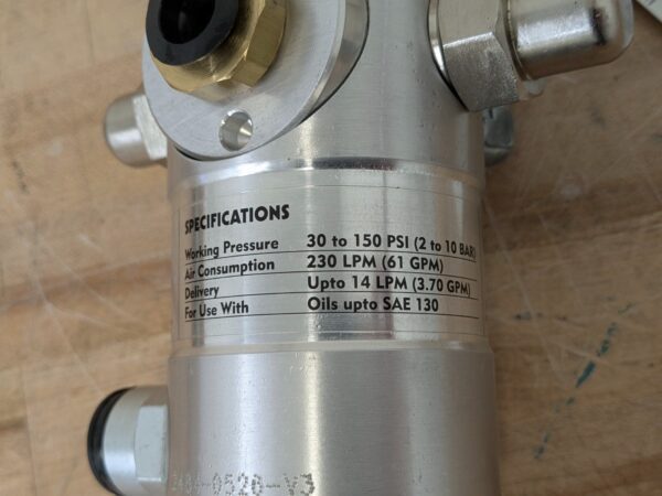 Pro Lube Air Operated Oil Pump for 55 Gal. Drums 3.7 Gal/min. 3:1 Ratio Damaged