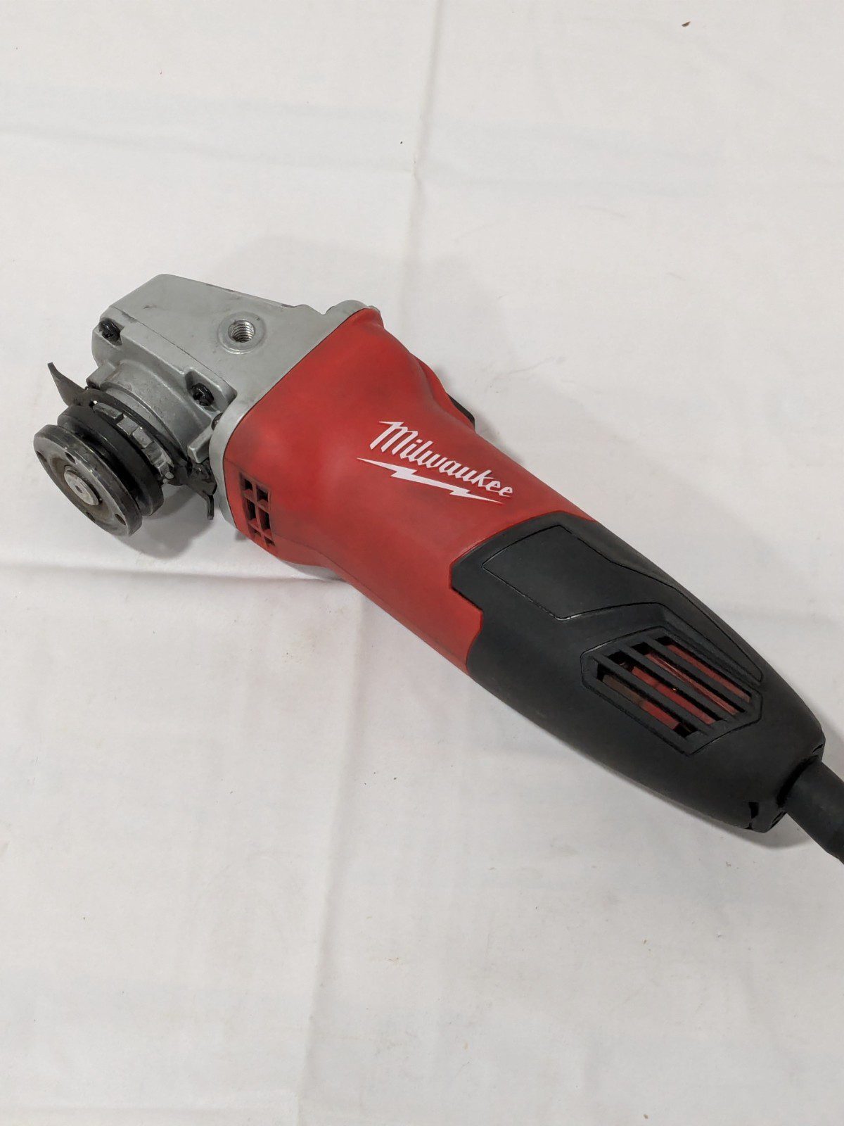 Milwaukee Corded Angle Grinder: 4-1/2" Wheel Dia, 11,000 RPM 6130-33 INCOMPLETE